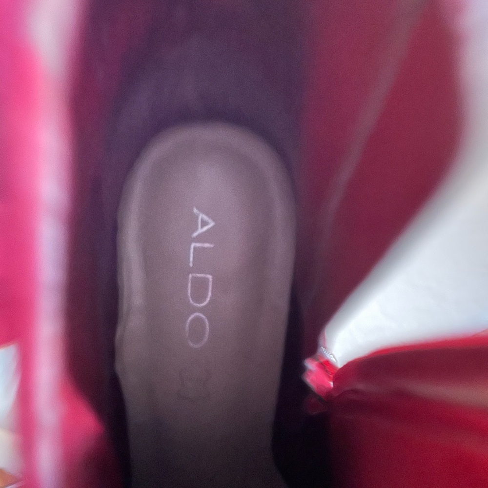 Authentic shoes - Picture 12 of 16